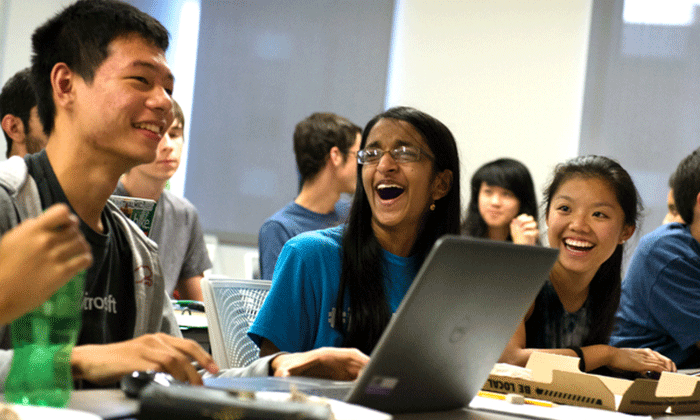 Community Rallies for Computer Science Turing Scholars