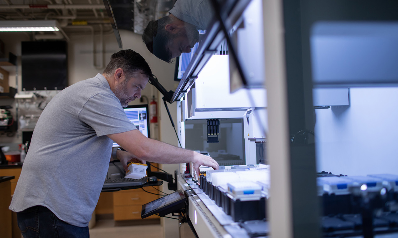 UT Austin Harnesses Power of Biology in Partnership with Army Research Laboratory